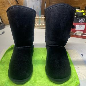 WOMEN'S BEARPAW 1669W BOSHIE BLACK II 220 CLASSIC SUEDE BOOT - Size:7